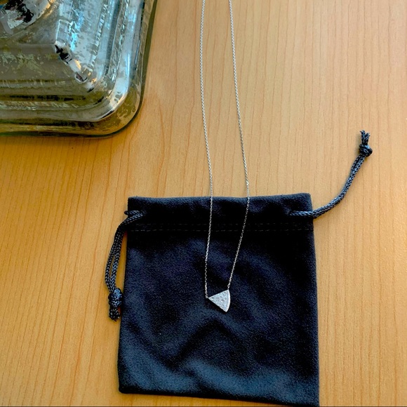 Silver pizza slice charm necklace - Picture 4 of 5